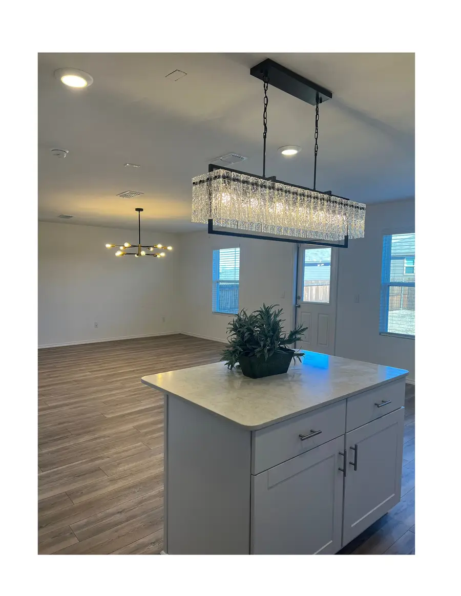 822 Breakwater Drive, Princeton, TX 75407 - Image #2