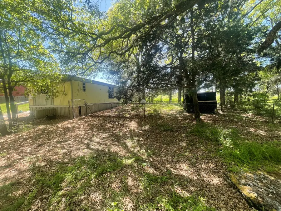 689 James, Kemp, TX 75143 - Image #2