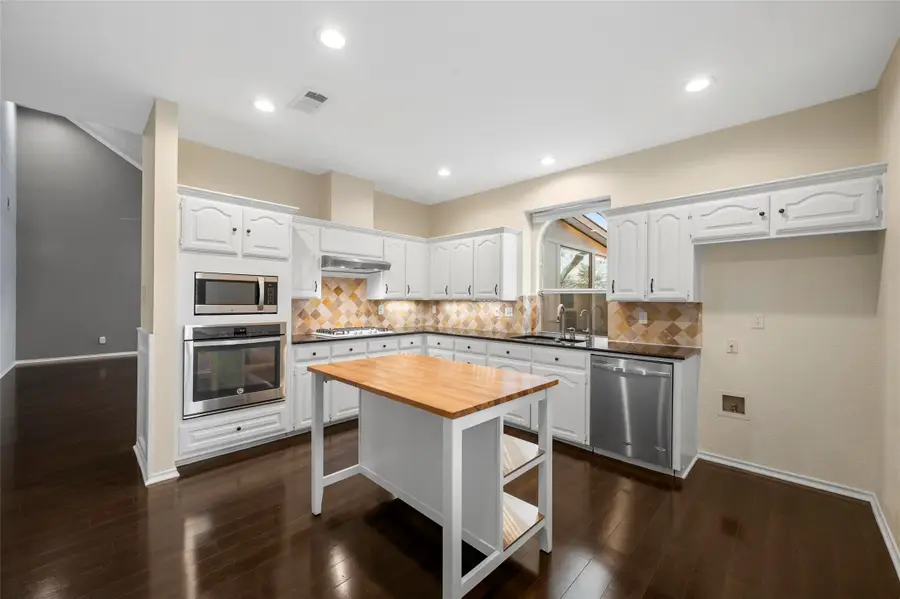 1819 Sandalwood Lane, Grapevine, TX 76051 - #3