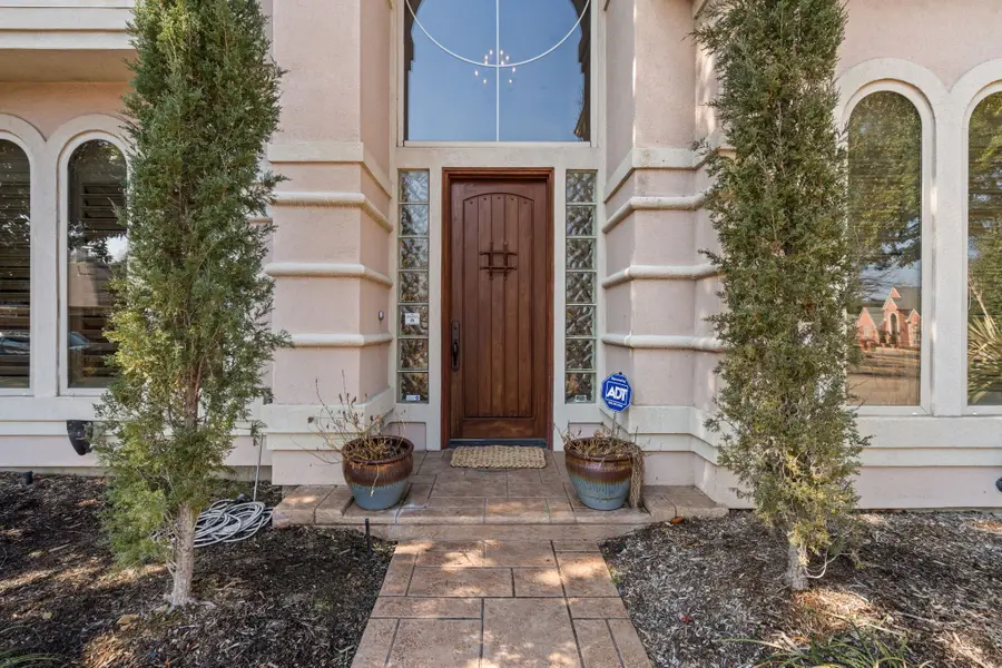 1525 Tree Farm Drive, Plano, TX 75093 - Image #2