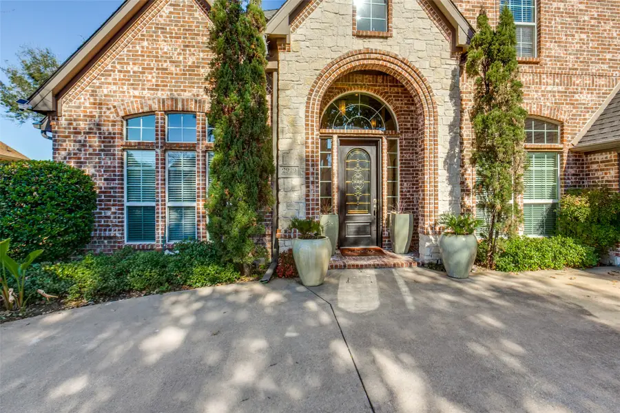 2929 Oak Point Drive, Garland, TX 75044 - Image #2