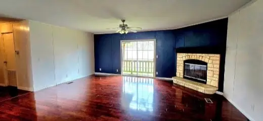 8253 Hutcheson Hill Road, Springtown, TX 76082 - Image #3