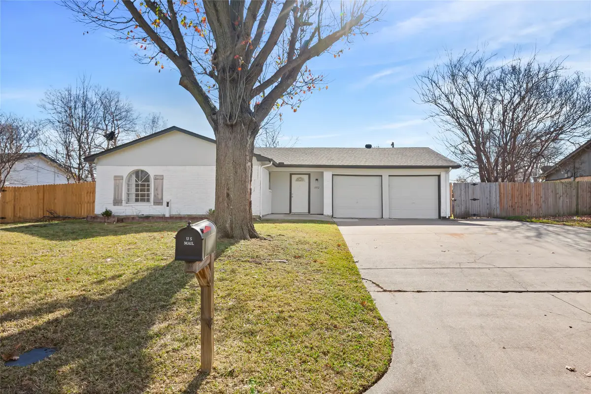 1012 E Dallas Street, Mansfield, TX 76063 - Image #1