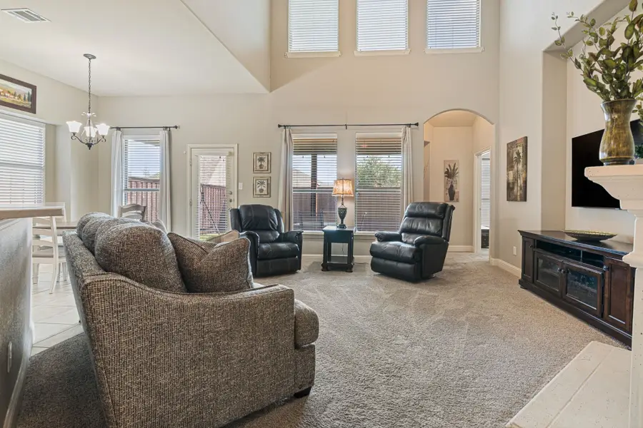 2544 Flowing Springs Drive, Fort Worth, TX 76177 - Image #3