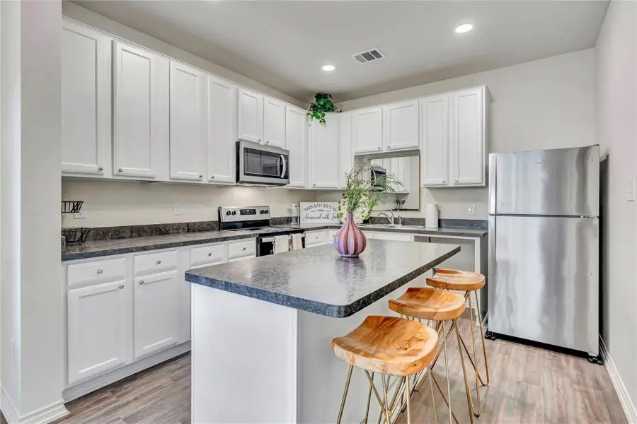 1719 St Louis Avenue, Fort Worth, TX 76110 - Image #3