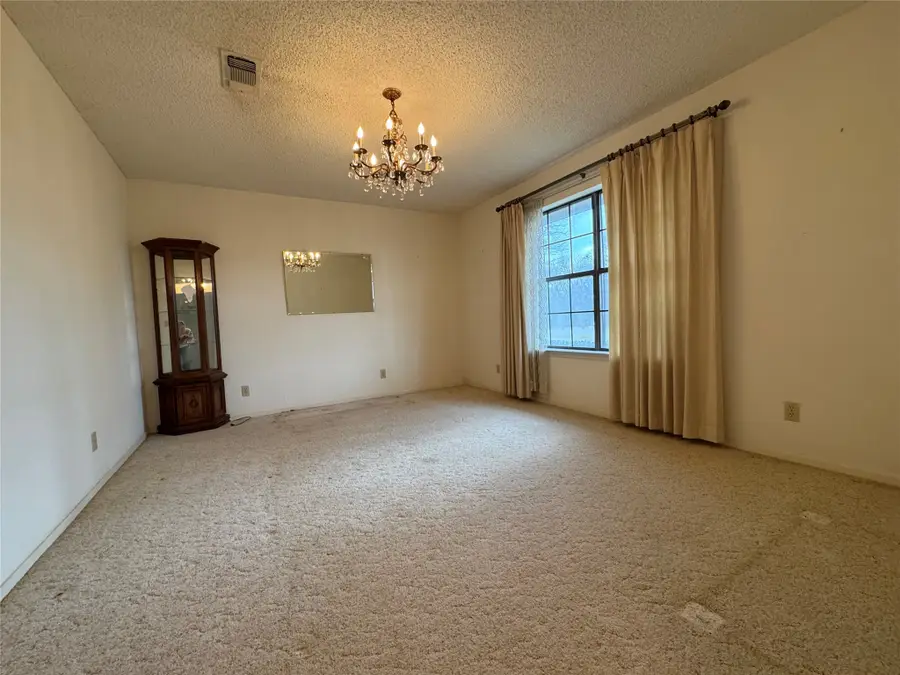 209 N Harrison Street, Roxton, TX 75477 - Image #3