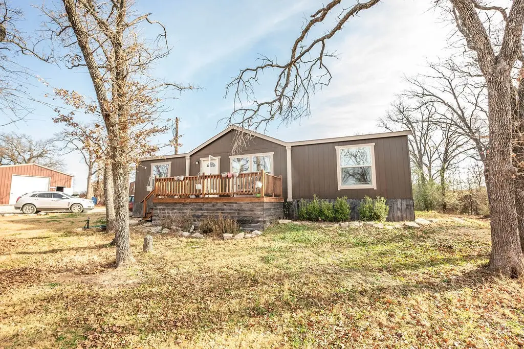 18 Pawnee Trail, Nocona, TX 76255 - Image #1