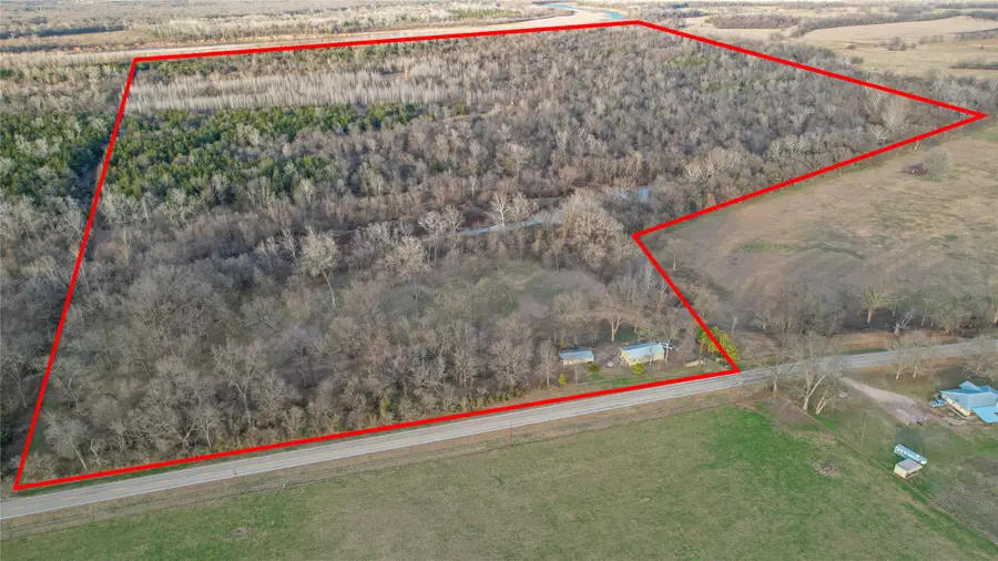 9891 Farm Road 906, Powderly, TX 75473 - Image #2