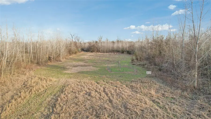 9891 Farm Road 906, Powderly, TX 75473 - Image #3