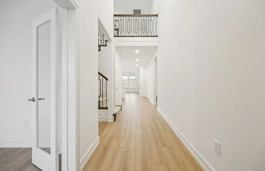 6816 Alvarado Drive, McKinney, TX 75071 - Image #2