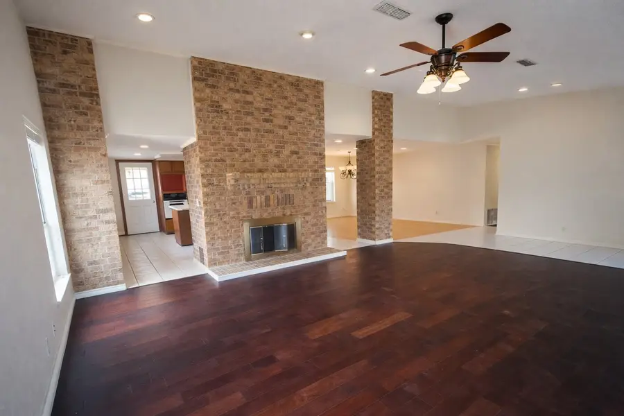 414 Jo Aynn Circle, Bonham, TX 75418 - Image #2