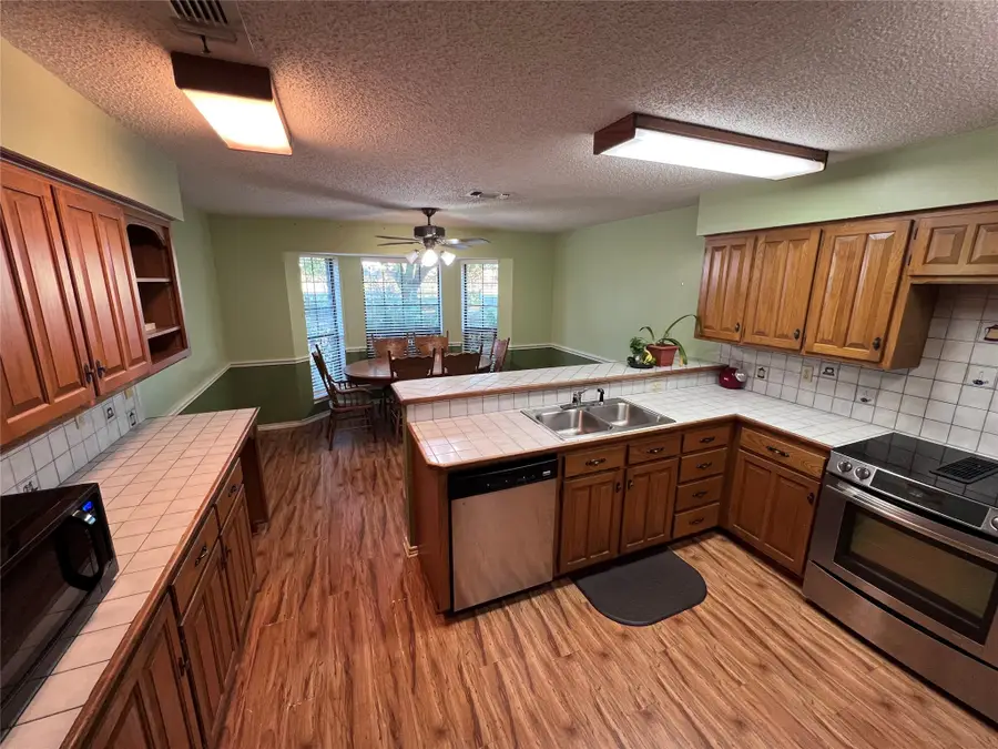 3901 S Nolan River Road, Cleburne, TX 76033 - Image #3