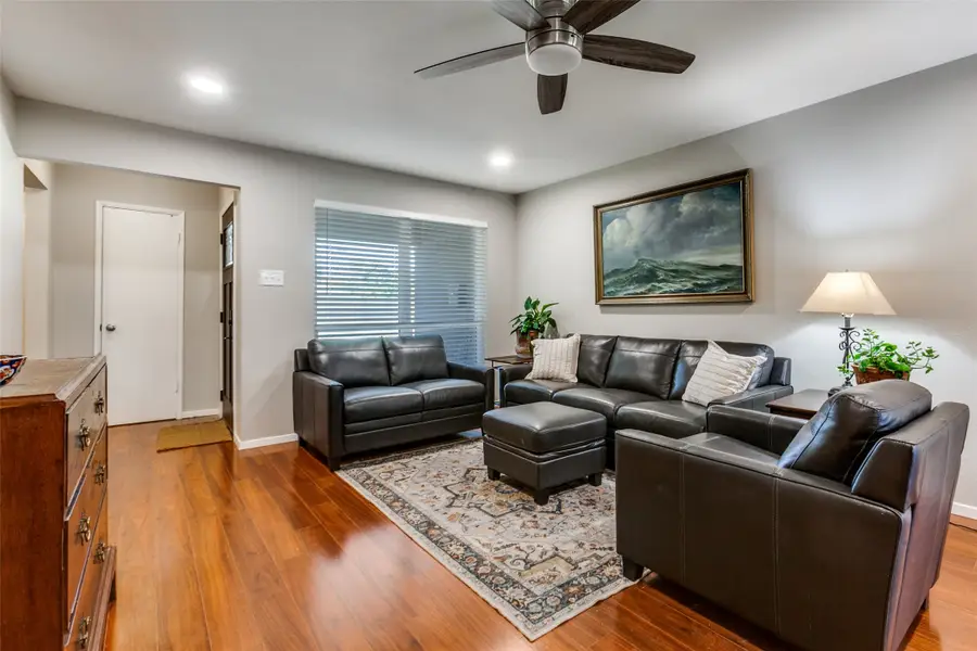 1002 N Lindale Lane, Richardson, TX 75080 - Image #3