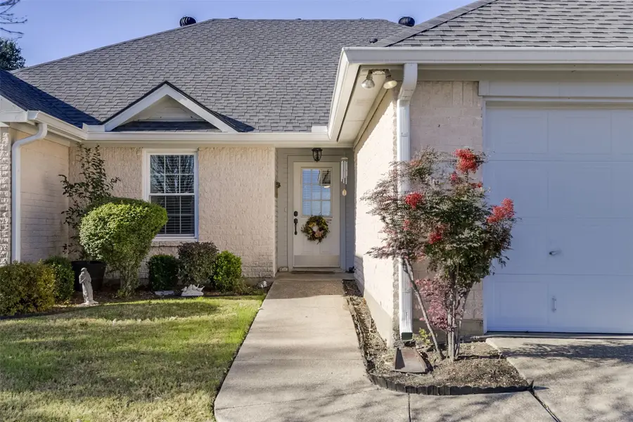 603 Columbia Avenue, Waxahachie, TX 75165 - #2