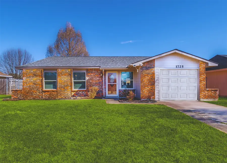 1725 Whiteoak Drive, Garland, TX 75040 - #2