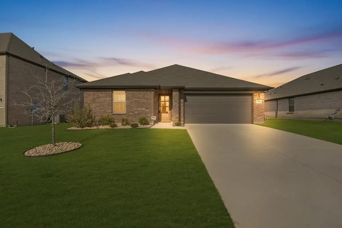 544 Hickory Ridge Drive, Van Alstyne, TX 75495 - Image #1