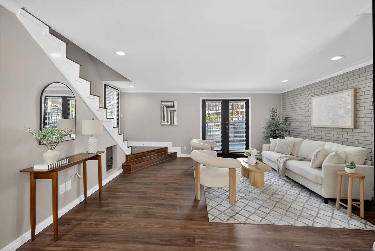 10109 Regal Park Lane #117, Dallas, TX 75230 - Image #1