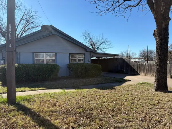 409 E Truett Street, Winters, TX 79567
