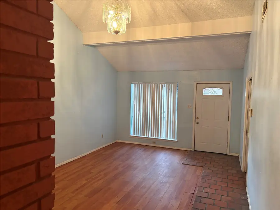 13360 Southview Lane, Dallas, TX 75240 - Image #2