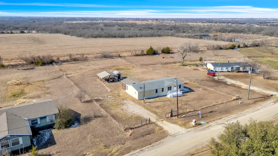 3909 Adriels Lane, Venus, TX 76084 - Image #2