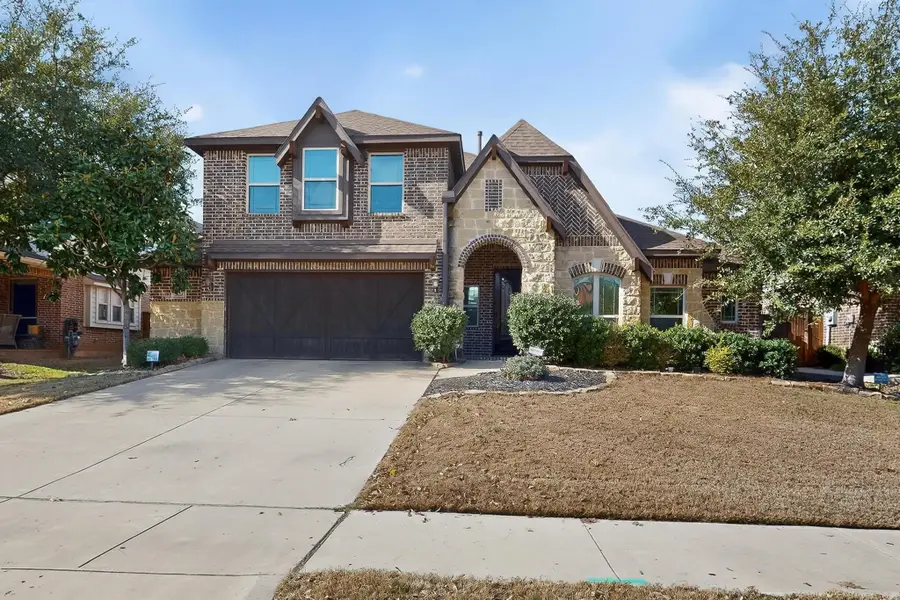 832 Monticello Drive, Burleson, TX 76028 - Image #2