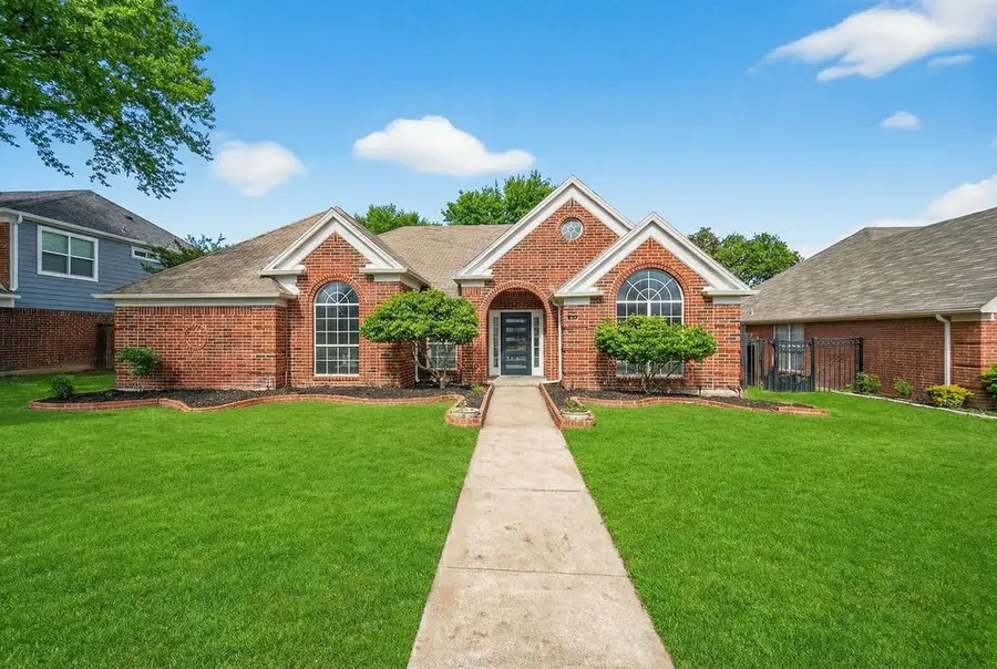 1333 Autumn Trail, Lewisville, TX 75067 - Image #2