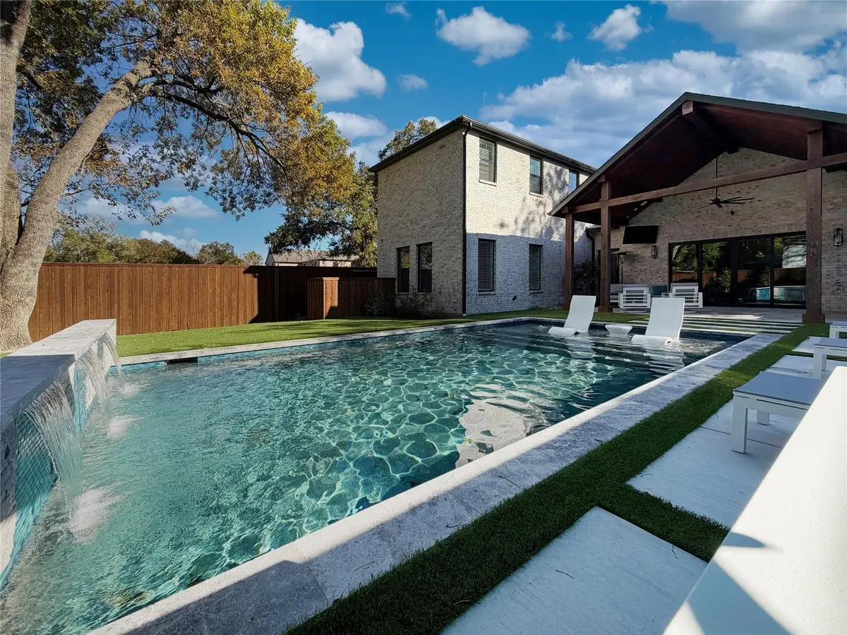 6537 Trammel Drive, Dallas, TX 75214 - Image #1