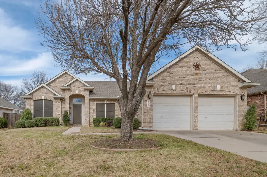 2617 Hollow Ridge Drive, Denton, TX 76210 - Image #2