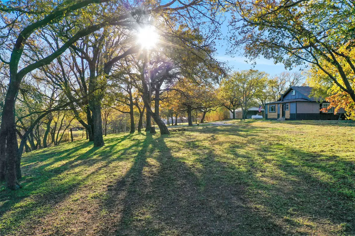 308 Country Club Road, Argyle, TX 76226 - Image #1