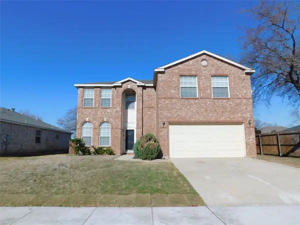 2041 Apple Drive, Little Elm, TX 75068