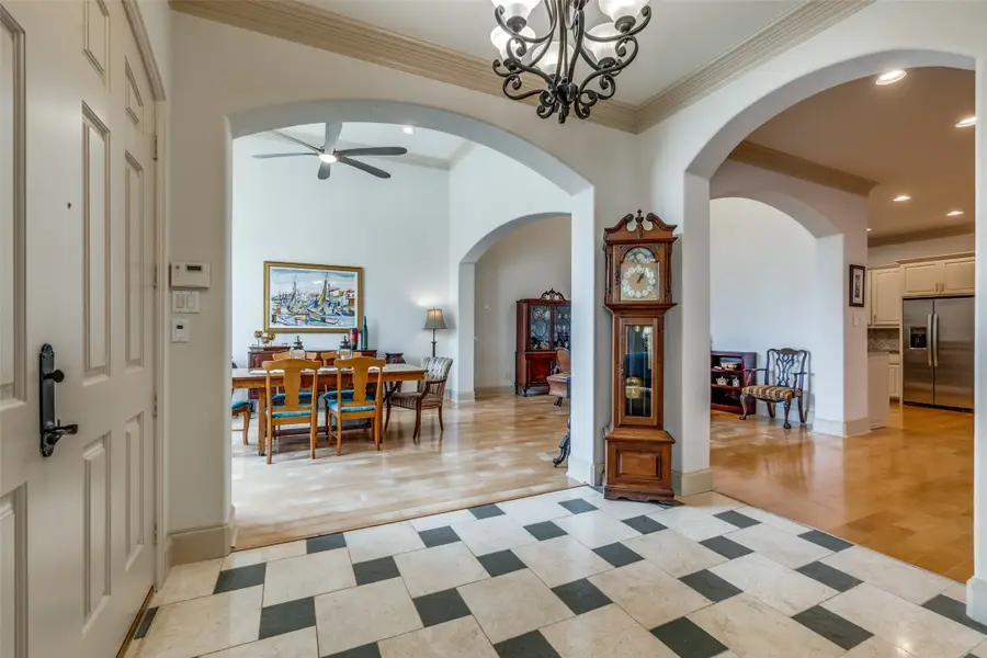 8623 Royalbrook Court, Dallas, TX 75243 - Image #3