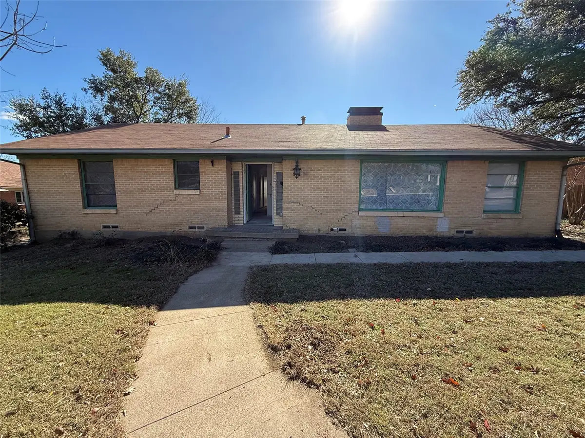 605 Hinton Street, Grand Prairie, TX 75050 - Image #1
