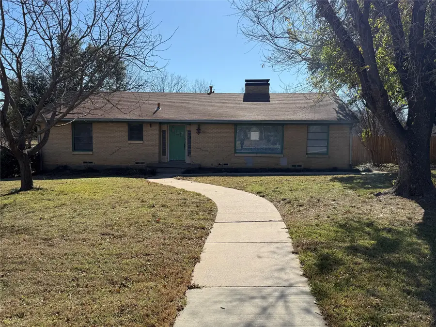 605 Hinton Street, Grand Prairie, TX 75050 - Image #2