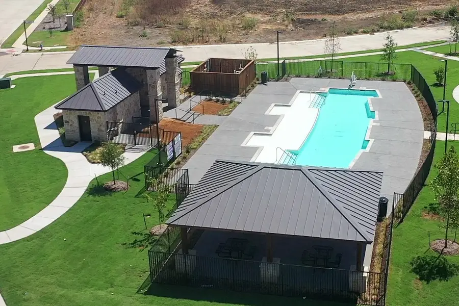 300 Laurel Drive, Justin, TX 76247 - Image #3