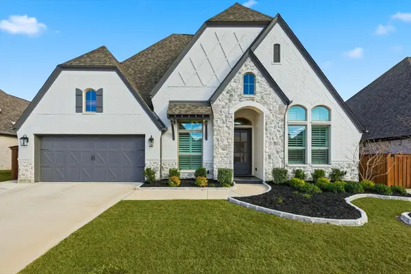 704 Pony Foot Drive, Little Elm, TX 75068