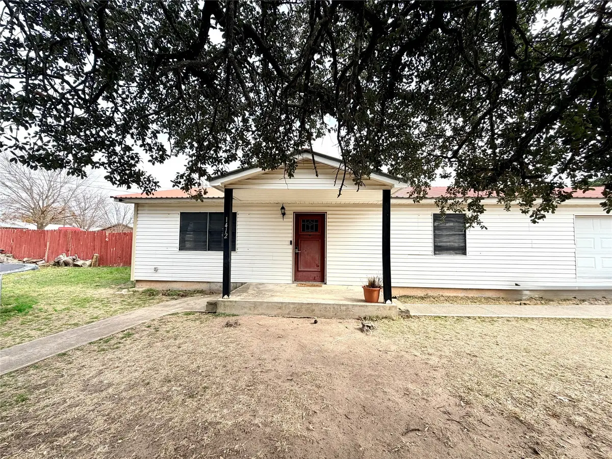 1412 Sunset Drive, Goldthwaite, TX 76844 - Image #1