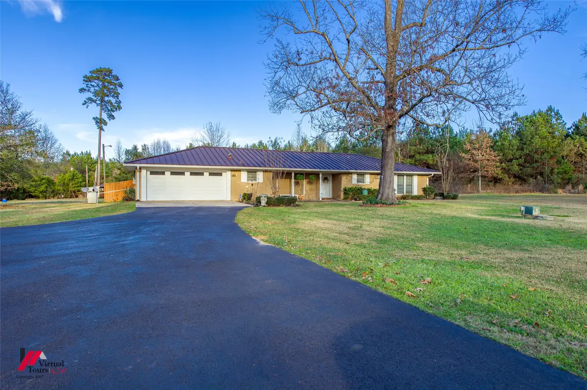 6178 Highway 3015, Grand Cane, LA 71032 - Image #1