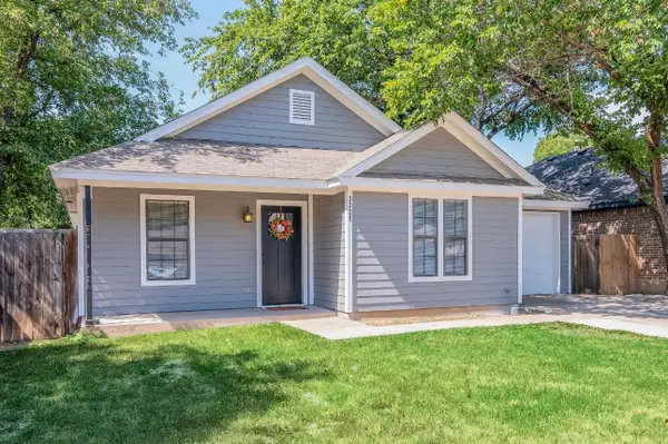 3325 Avenue L, Fort Worth, TX 76105