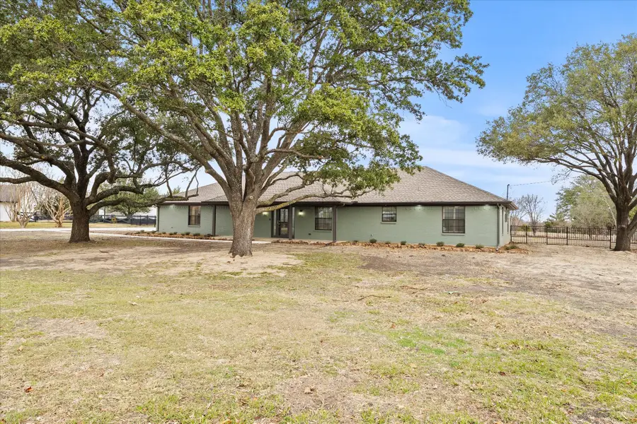 8 Harker Circle, Rockwall, TX 75087 - Image #2