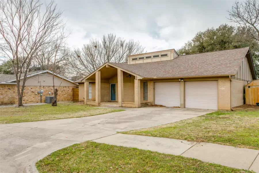 6513 Paula Court, North Richland Hills, TX 76182 - Image #2