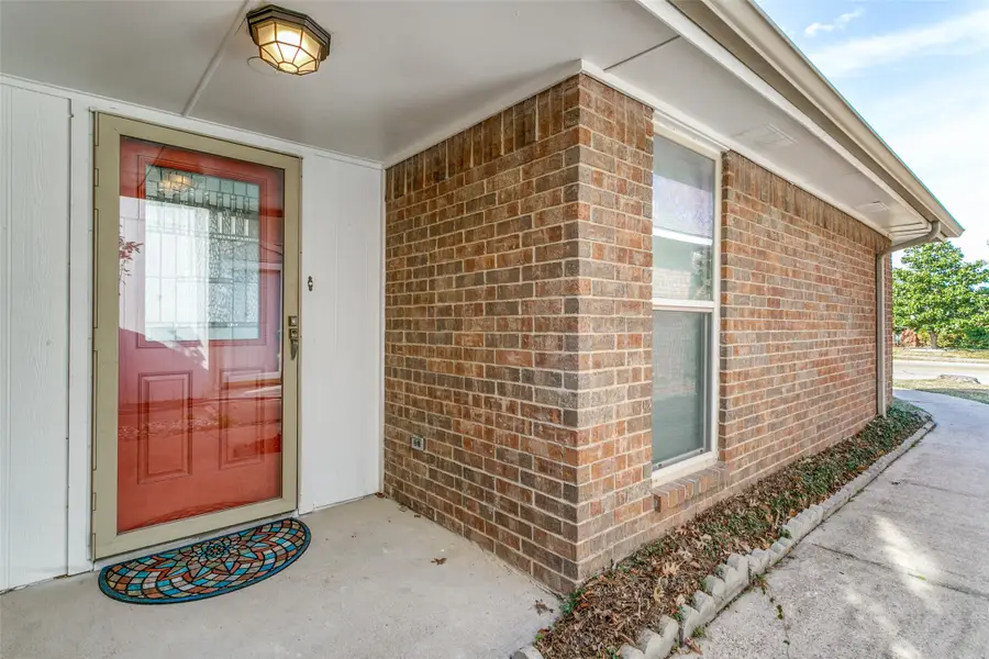 2078 Arbor Creek Drive #A, Carrollton, TX 75010 - Image #3