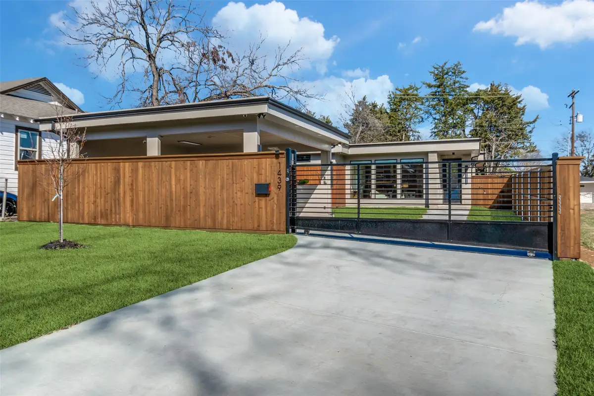 1439 E Louisiana Avenue, Dallas, TX 75216 - Image #1