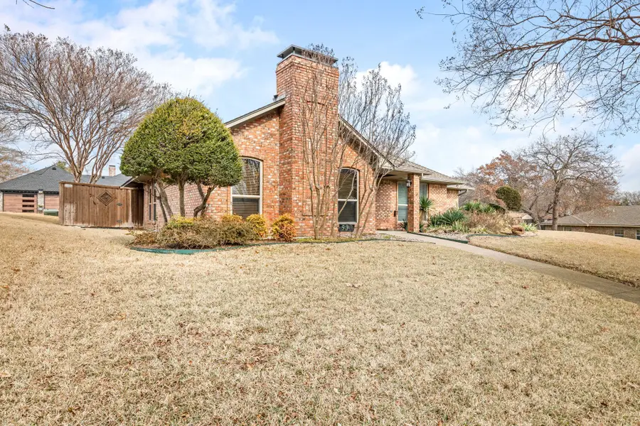 533 Hidden Brooke Drive, Desoto, TX 75115 - Image #2