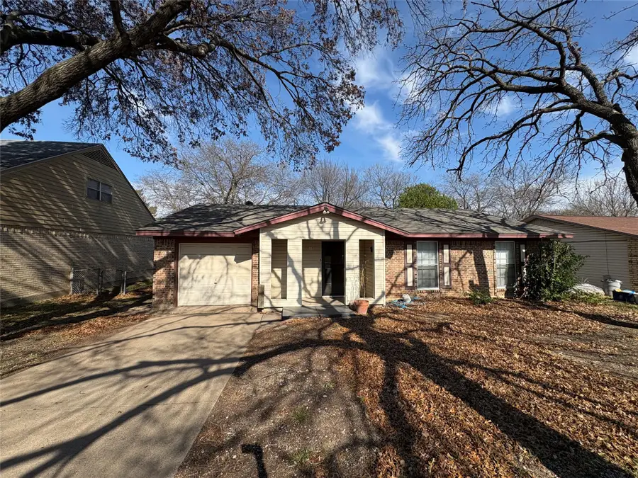 315 Linkmeadow Drive, Duncanville, TX 75137 - Image #2