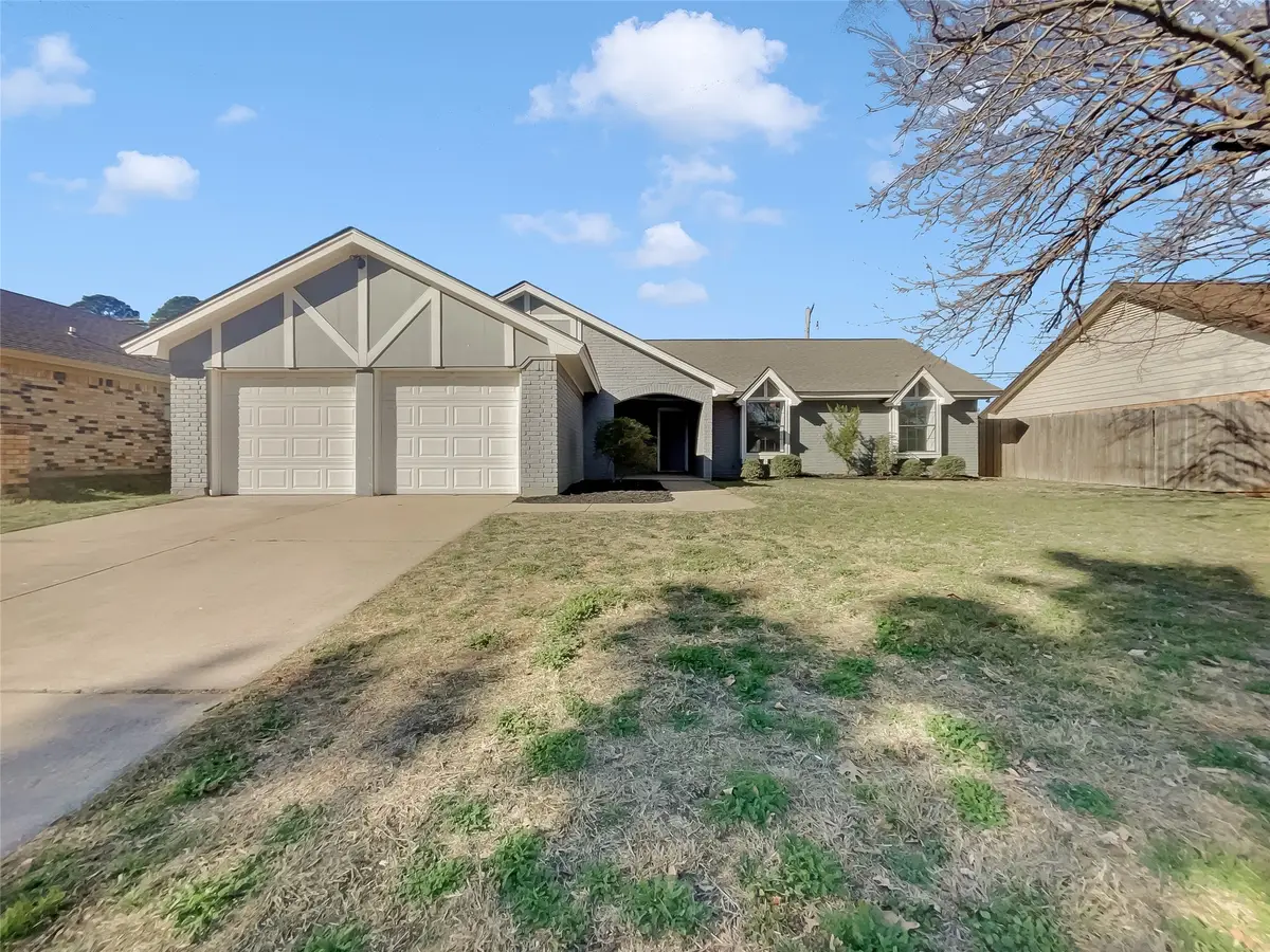 3902 San Miguel Court, Arlington, TX 76016 - Image #1