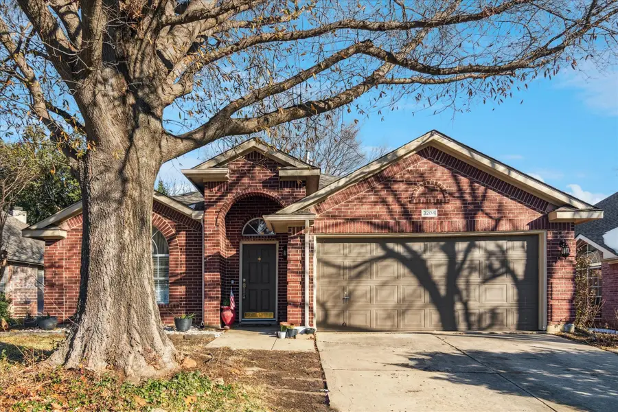 3204 Trailwood Lane, Flower Mound, TX 75028 - Image #2