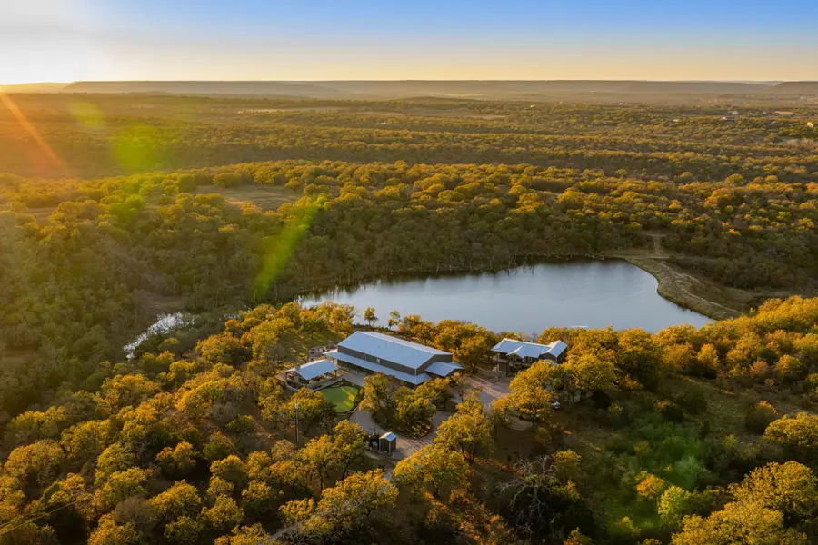 770 Sand Lane, Santo, TX 76472 - Image #2