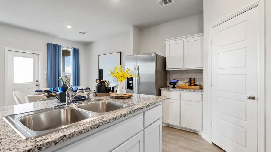 733 Wildrye Lane, Ponder, TX 76259 - Image #3