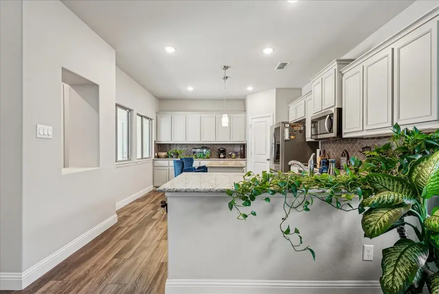 920 Cricket Street, Aubrey, TX 76227 - Image #3