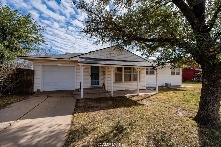 2025 Avenue Avenue N, Anson, TX 79501 - Image #2